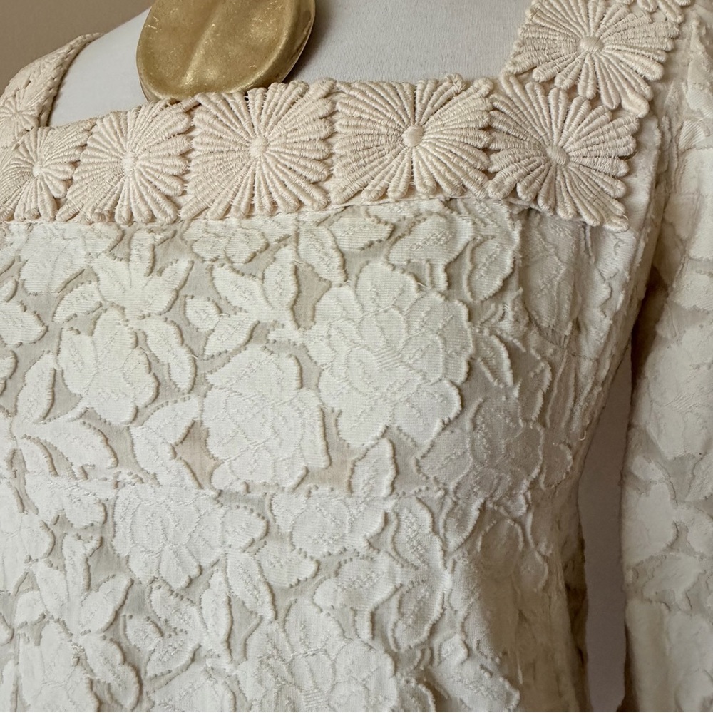 YSL Vintage Elegant Cream Lace Square-Neck Dress - Picture 4 of 11